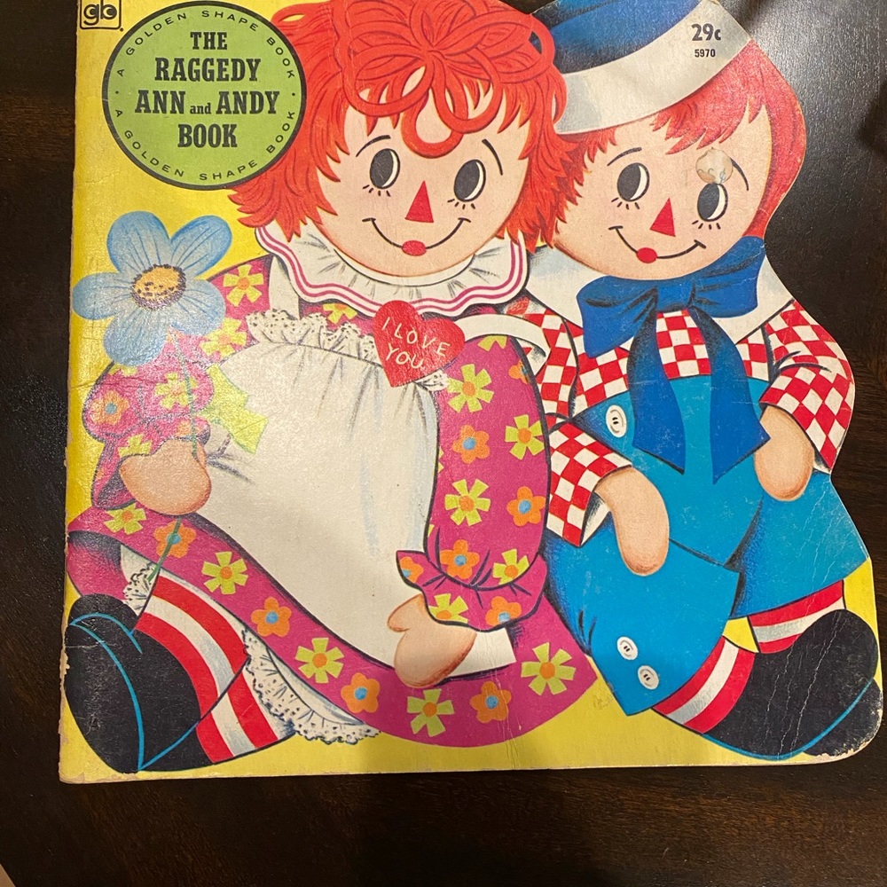 1972 Raggedy Ann and Andy Book